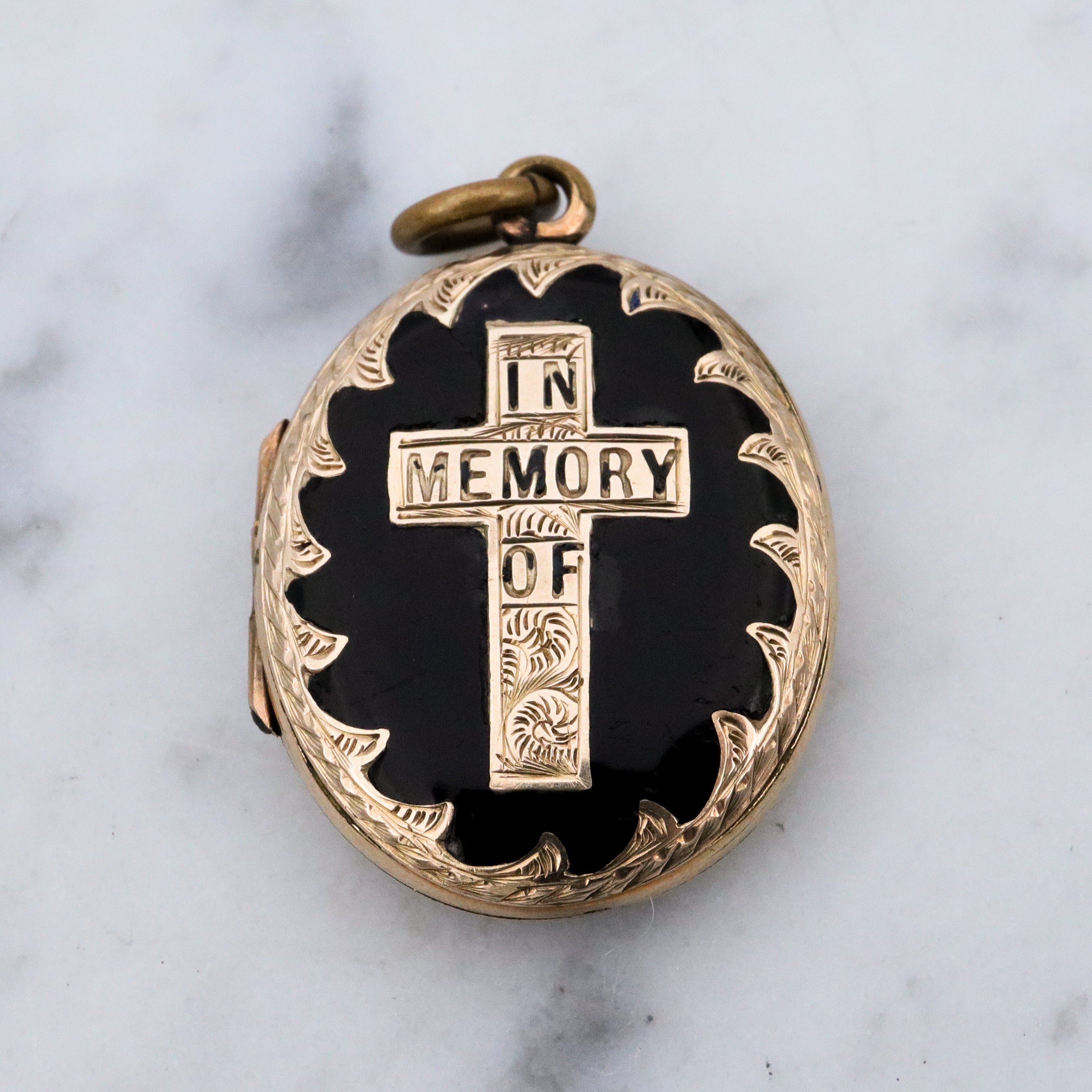 Antique Victorian 9k gold front & back "In Memory Of" black enamel mourning locket pendant
